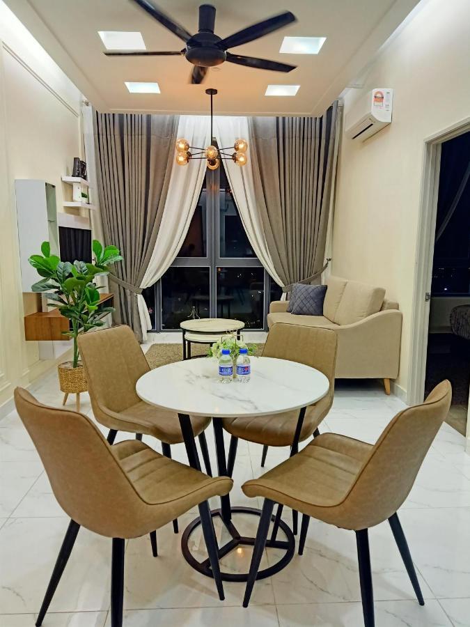 Al Zahra Homestay By Troika Kota Bharu "Stay In Style, Sleep In Comfort" Exterior foto